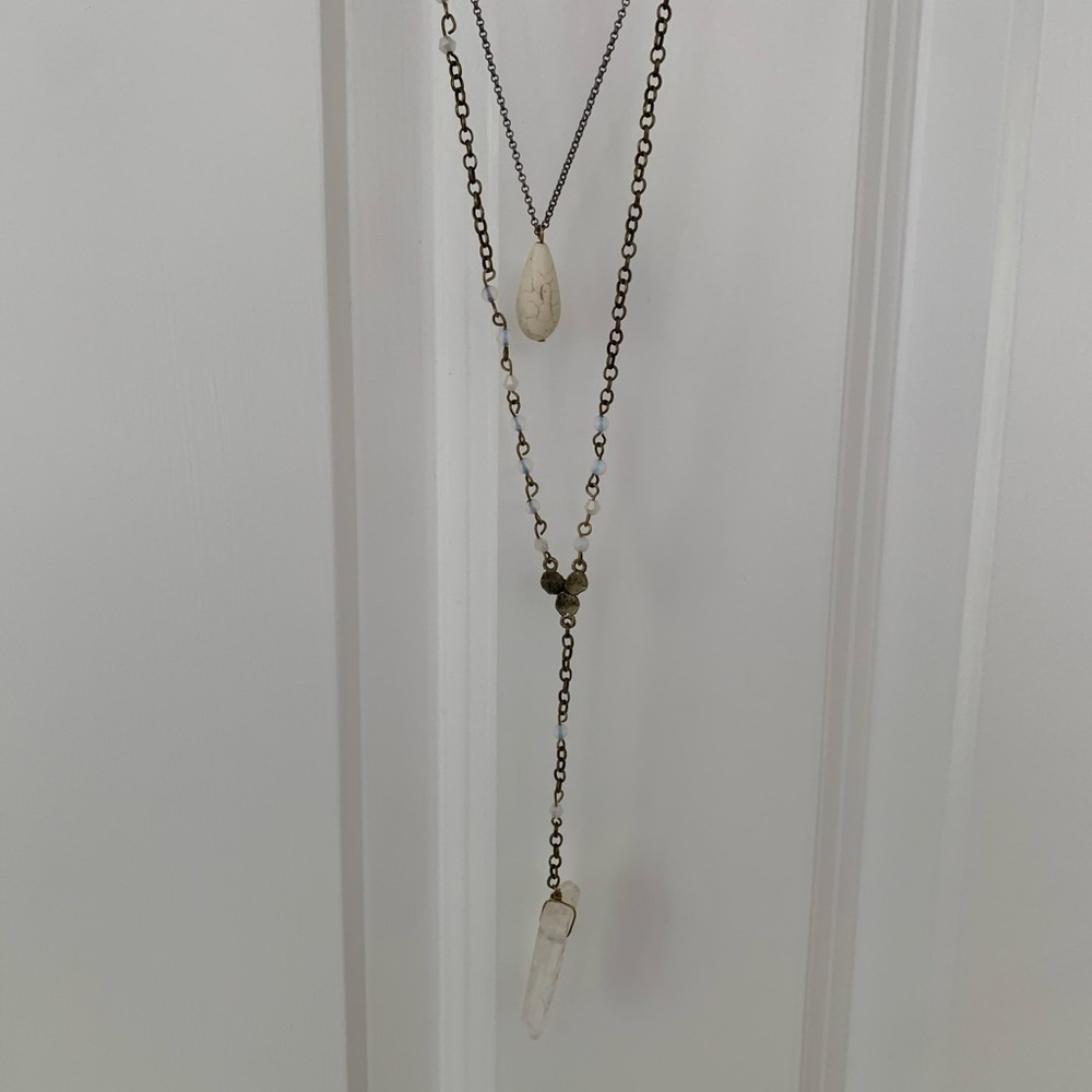 FREE PEOPLE crystal necklace!!!!